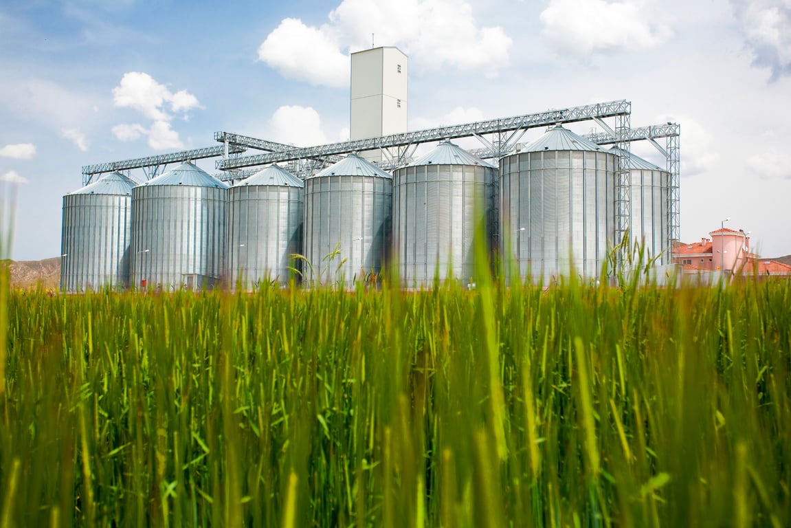 Data Silos & Not Enough Trust. i-radius