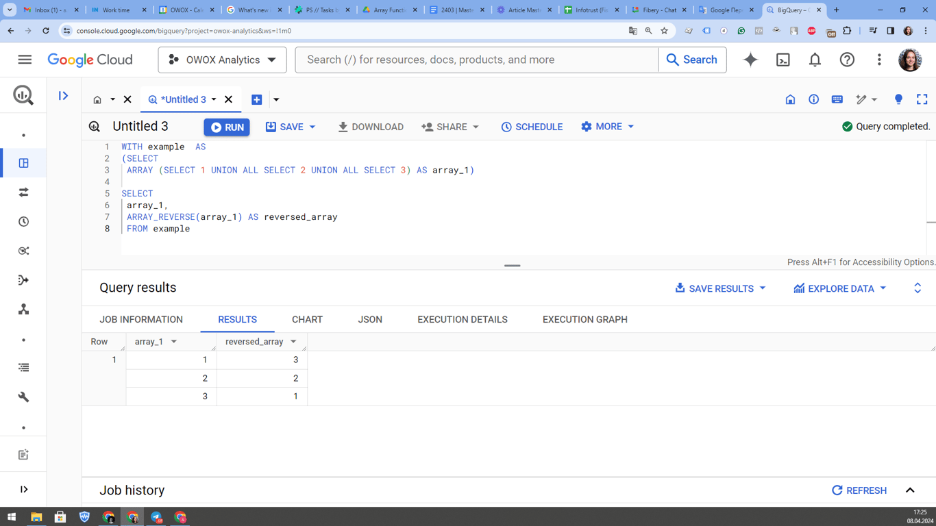 Depicts reversing the order of elements in an array with the ARRAY_REVERSE function.