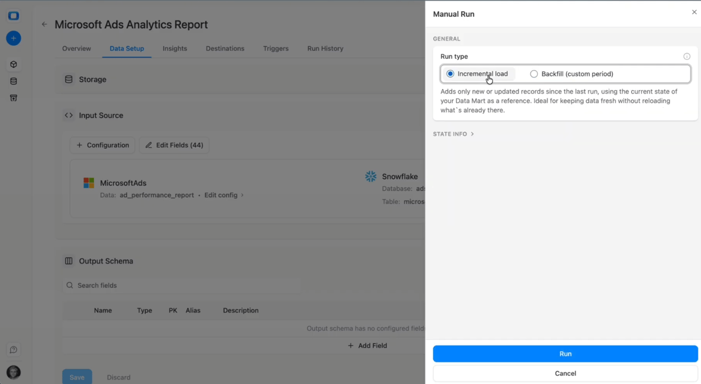 Manual run configuration panel in OWOX Data Marts showing incremental option for Microsoft Ads data loading. i-shadow